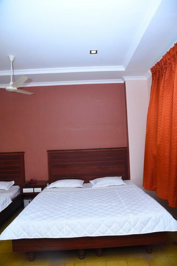 Hotel Subhalakshmi Palace Karaikkudi Exterior foto